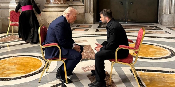 PAPA’YI YOLCU EDERKEN TRUMP: PUTİN’LE ANLAŞ