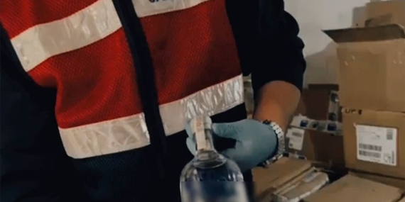 Yurt Genelinde Sahte Alkol Operasyonu: 40 Bin 388 Litre Ele Geçirildi