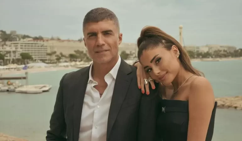 ÖZCAN DENİZ VE EŞİ SAMAR DADGAR, DEPREM KORKUSUYLA GECEYİ ÇADIRDA GEÇİRDİ