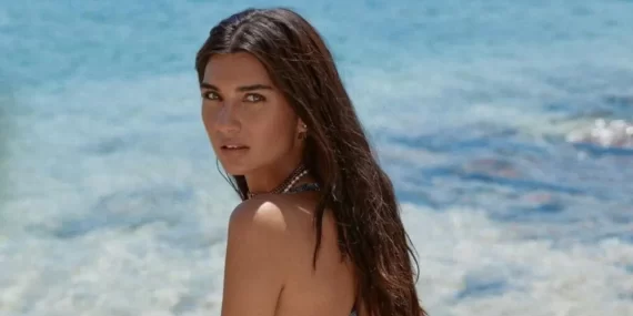 Tuba Büyüküstün’den yaza veda: Sosyal medyada şiir paylaştı