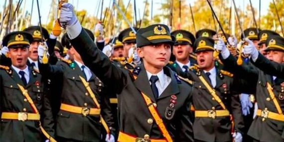 Mahkemeden Atatürkçü Ebru Teğmene Geri Dönüş Şoku