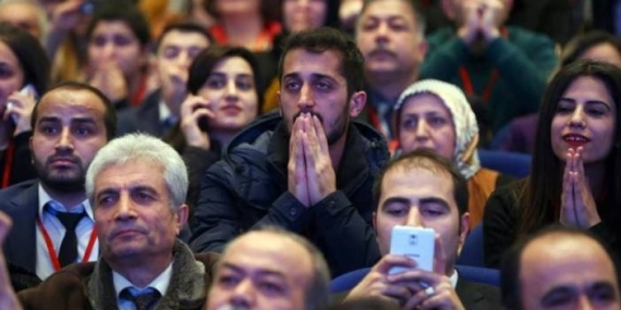 10 BİN ÖĞRETMENE KÖTÜ HABER