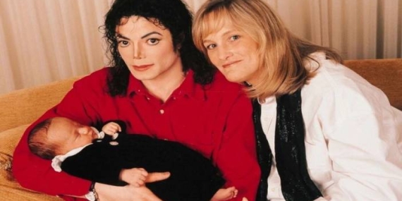 DEBBIE ROWE YILLAR SONRA ORTAYA ÇIKTI