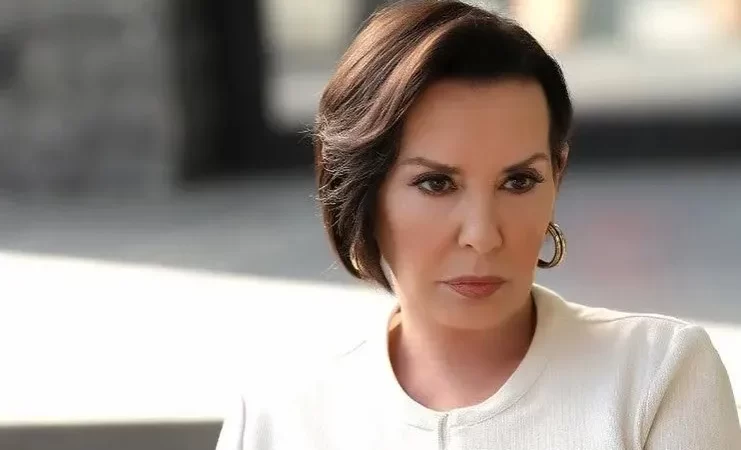 PERİHAN SAVAŞ’TAN FİLİZ AKIN’A DUYGU DOLU VEDA