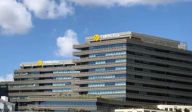 TURKCELL, UKRAYNA’DAKİ ÜÇ ŞİRKETİNİ DVL TELECOM’A SATTI!