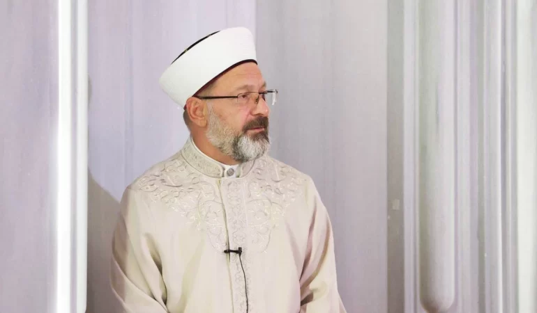 Ali Erbaş’a Yeni Koltuk Hazırlığı mı? Akademik İlan Gündemi Salladı