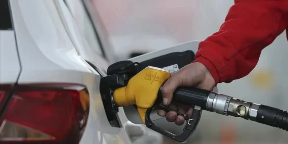 Akaryakıtta Şok Artış: Motorin Cuma Günü 60 Lirayı Geçecek