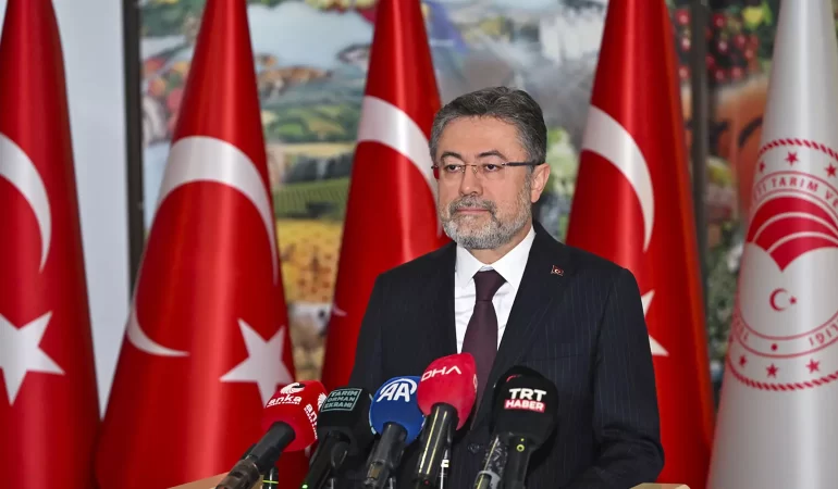 İbrahim Yumaklı: Zirai İlaçlar Reçeteyle Satılacak, Seyyar Satıcılar Denetim Altında