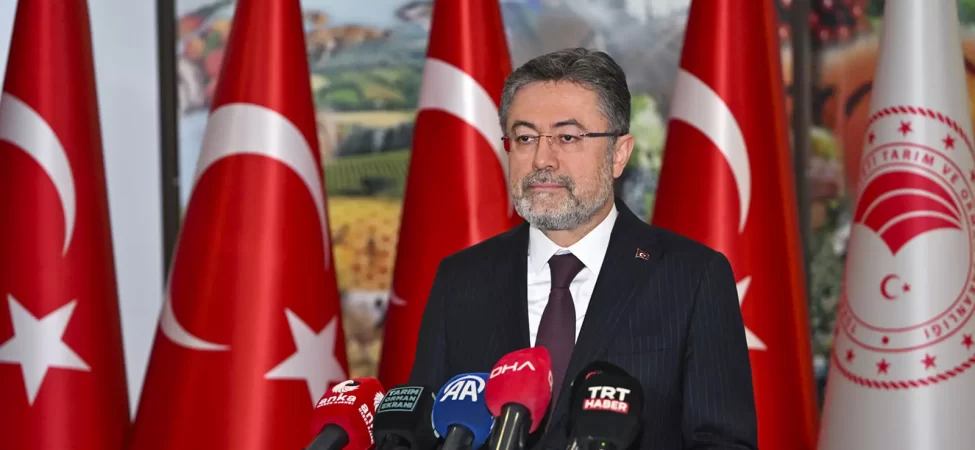 3781-gulsen-kimdir-hayati-kariyeri-sarkilari-ve-ozel-yasami