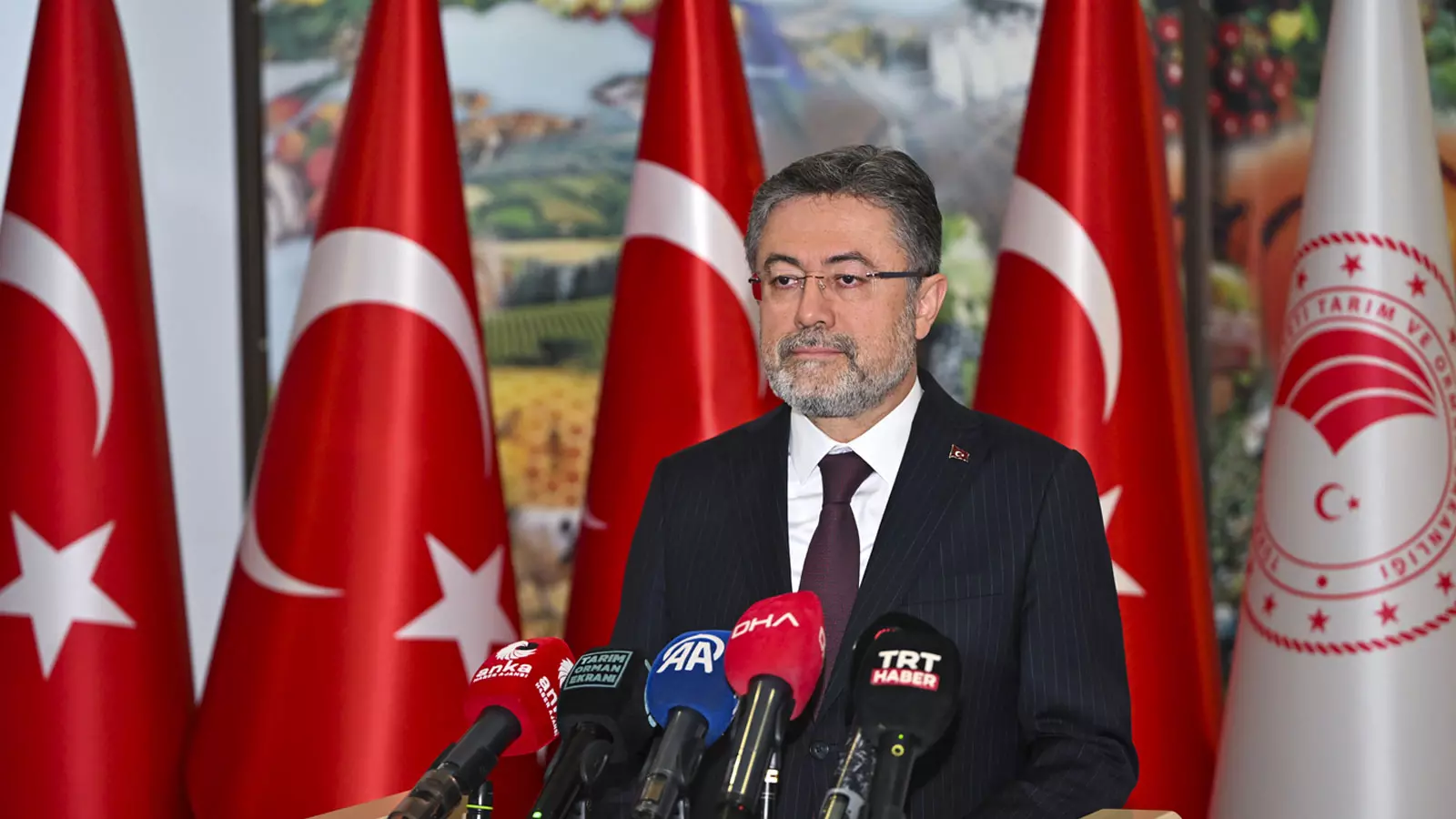 3781-gulsen-kimdir-hayati-kariyeri-sarkilari-ve-ozel-yasami