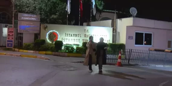 Hollanda’dan Gelen İki Kız Kardeş Fatih’te Zehirlendi!