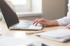 3781-gulsen-kimdir-hayati-kariyeri-sarkilari-ve-ozel-yasami