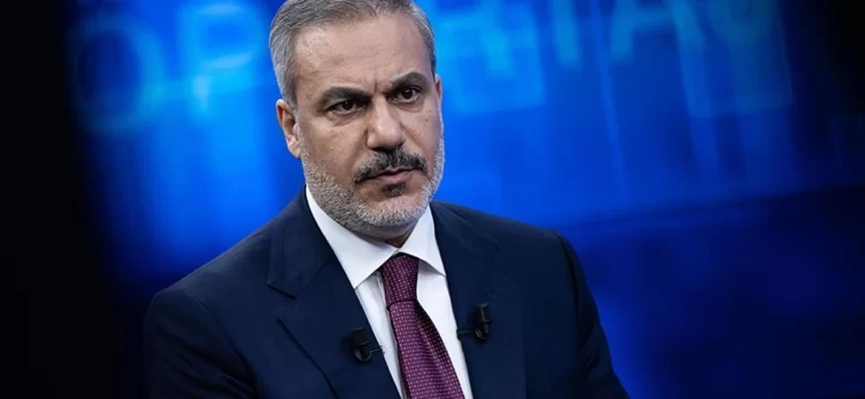 3781-gulsen-kimdir-hayati-kariyeri-sarkilari-ve-ozel-yasami