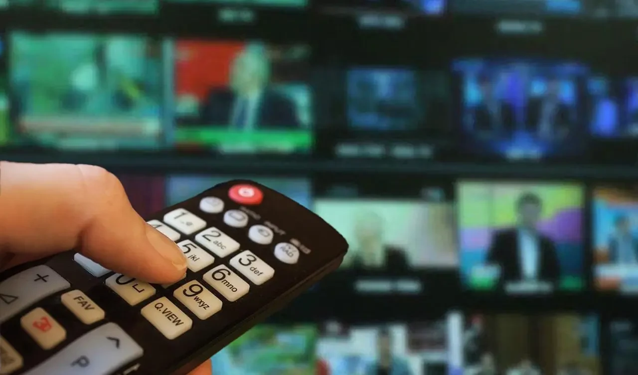 3781-gulsen-kimdir-hayati-kariyeri-sarkilari-ve-ozel-yasami