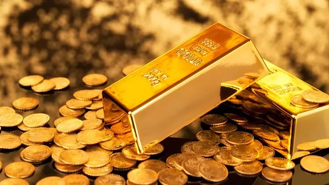 3781-gulsen-kimdir-hayati-kariyeri-sarkilari-ve-ozel-yasami