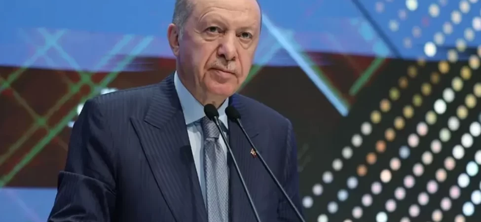 3781-gulsen-kimdir-hayati-kariyeri-sarkilari-ve-ozel-yasami