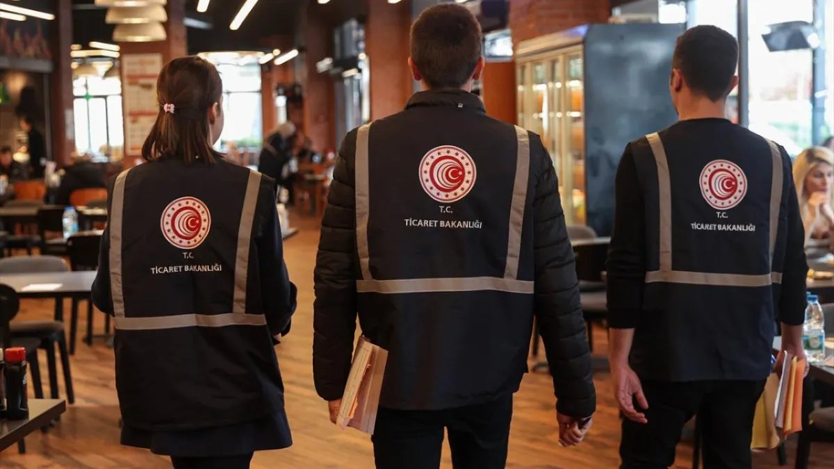 3781-gulsen-kimdir-hayati-kariyeri-sarkilari-ve-ozel-yasami