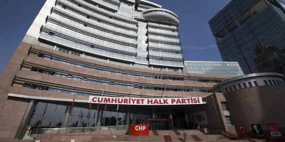 CHP İstanbul İl Yönetimi Görevden Alındı!