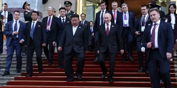 Putin ve Şi’nin “Ölümsüzlük” Sohbeti Kameralara Yansıdı