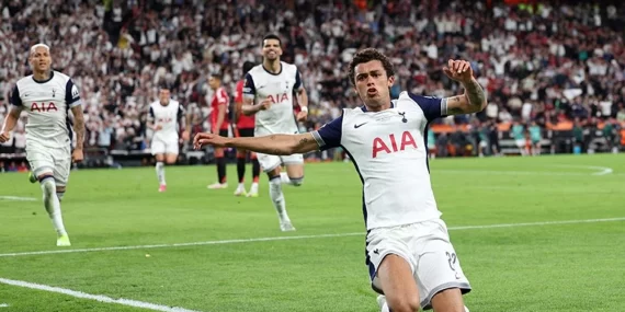 TOTTENHAM, UEFA AVRUPA LİGİ’NDE TARİH YAZDI
