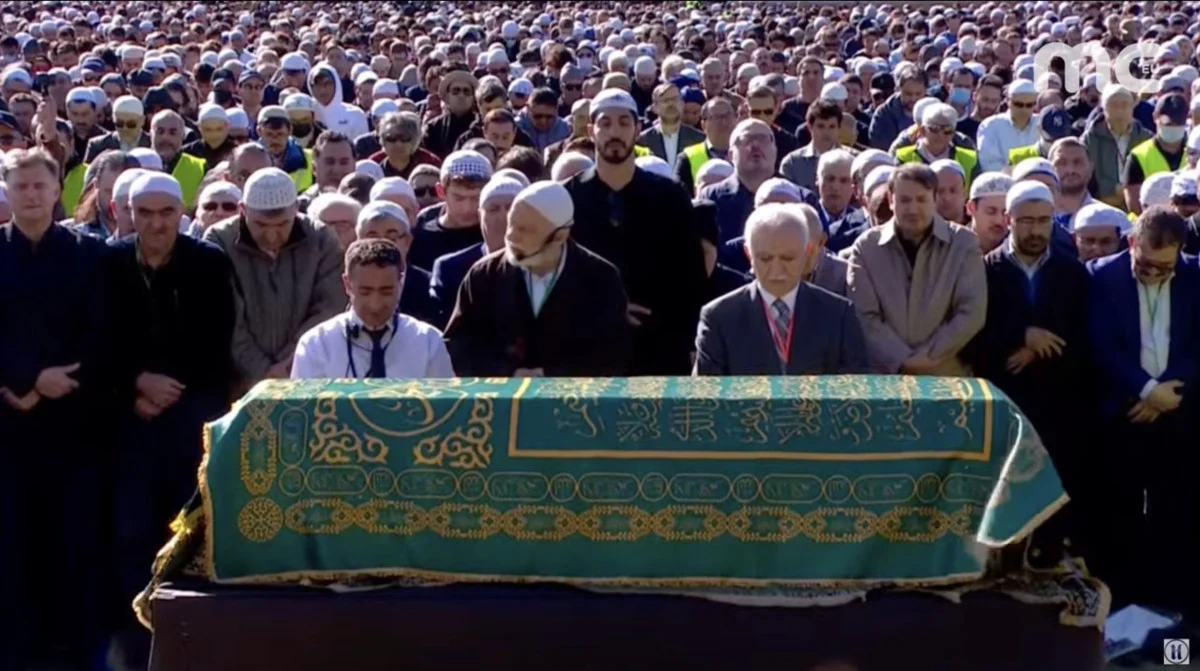 FETÖ Elebaşı Fetullah Gülen’in Cenaze Töreninde Tekbir Getirilmesi Yasaklandı, İncil’den Okumalar Yapıldı