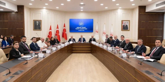 TÜRK-İŞ: Asgari Ücrette Nihai Rakamın İlanı Haftaya Bekleniyor