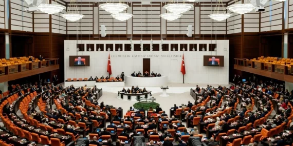 ADALET AKADEMİSİ TEKLİFİ TBMM’DE KABUL EDİLDİ