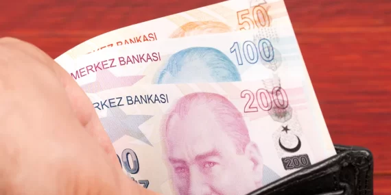 EMEKLİ BAYRAM İKRAMİYESİNE ZAM GELİYOR MU?