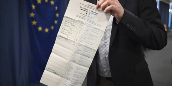 ALMANYA’DA 19 TÜRK KÖKENLİ MİLLETVEKİLİ SEÇİLDİ