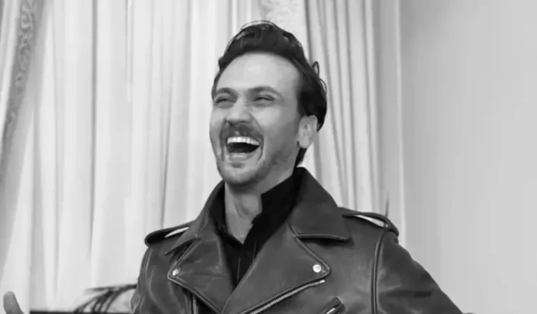 Aras Bulut İynemli Kendine 1 Milyonluk Rolex Sky-Dweller Saat Aldı