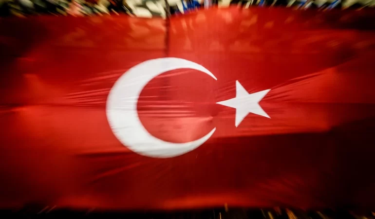 IMF, TÜRKİYE’NİN 2025 BÜYÜME TAHMİNİNİ YÜKSELTTİ