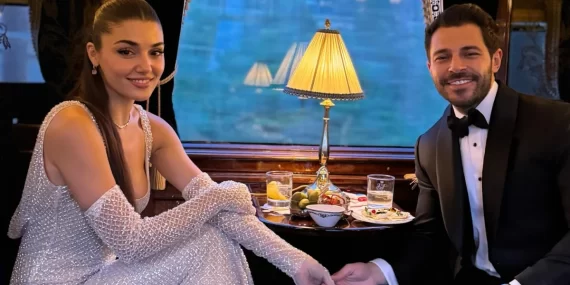 HANDE ERÇEL VE HAKAN SABANCI’DAN AŞK DOLU TREN POZU!