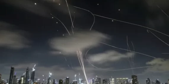 İSRAİL’DEN SERT AÇIKLAMA: “TAHRAN’IN TAMAMI TAHLİYE EDİLMELİ”