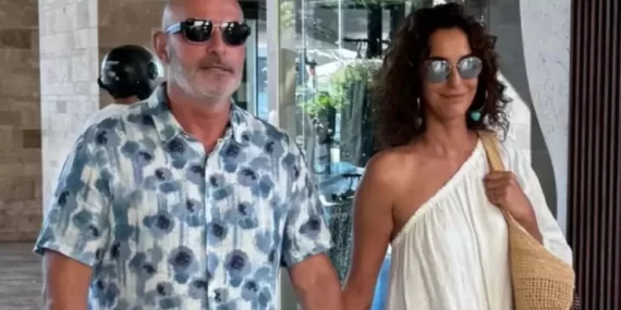 ARZUM ONAN YENİ AŞKIYLA BODRUM’DA