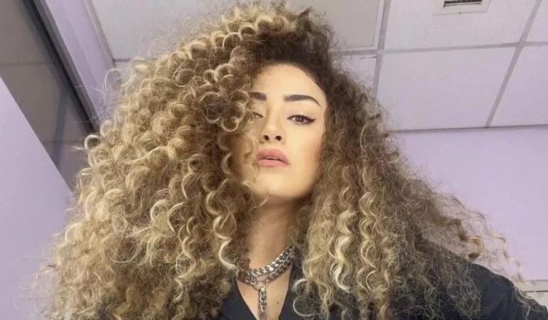 Dilan Çıtak’tan Göndermeli Paylaşım: “Ucuz Seçimlere Kızmayın”