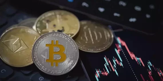 Kripto Para Piyasasında Alarm: Bitcoin ve Ethereum Sert Düşüşte, Uzmanlar Uyarıyor