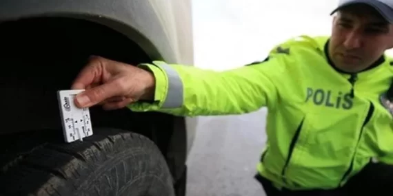 Zorunlu Kış Lastiği Uygulaması Başladı: Takmayan Sürücülere 5 Bin 856 TL Ceza