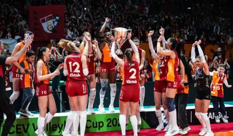 GALATASARAY TARİH YAZDI: AVRUPA’DA CEV KUPASI ZAFERİ