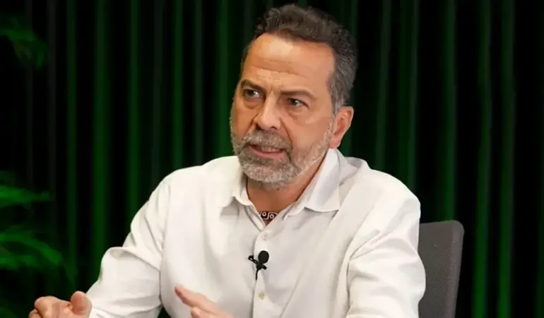 15 Temmuz Paylaşımı Gündem Oldu! Nasuh Mahruki Gözaltında