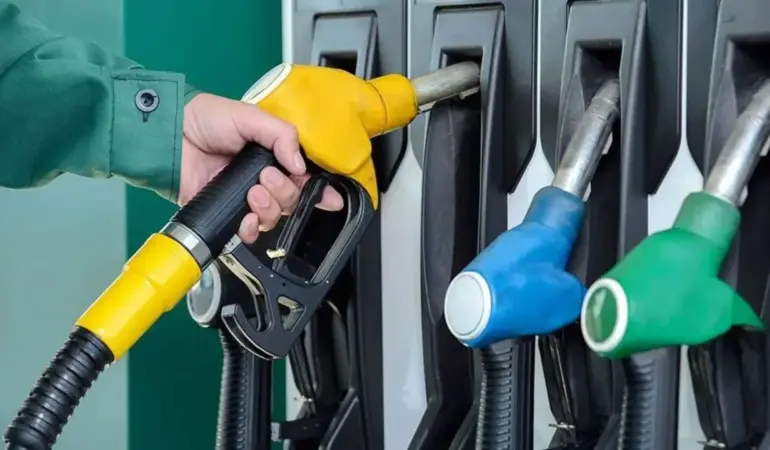 Akaryakıta Çifte Zam! Motorin 3 Liradan Fazla Arttı