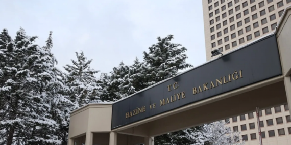 Bakanlık, Bazı Mesleklere Yıllık Harç Zorunluluğu Getiriyor