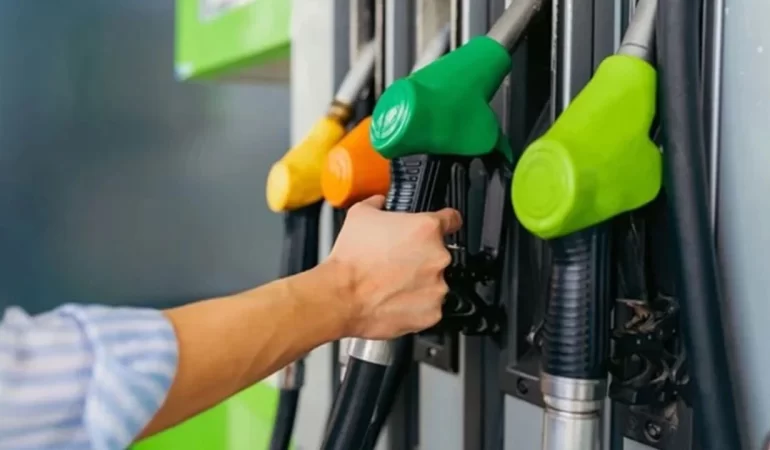 Benzine Zam Geliyor: Araç Sahiplerini Bekleyen Fiyat Artışı 85 Kuruş Olabilir