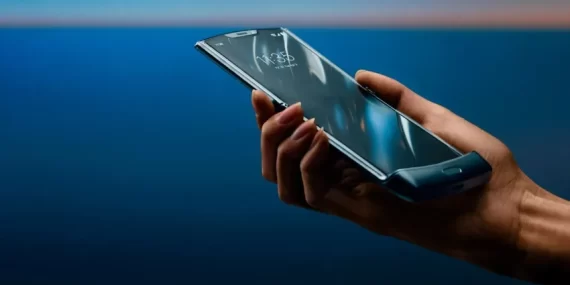 Motorola Türkiye’ye Geri Dönüyor: Akıllı Telefon Pazarına Yeniden Giriş ve Stratejik İş Birliği