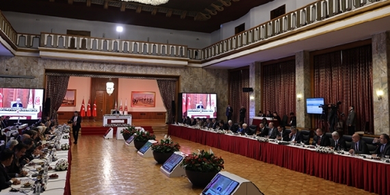 İmrali Ziyareti Gerçekleşti: Tbmm Komisyonu Öcalan İle Görüştü