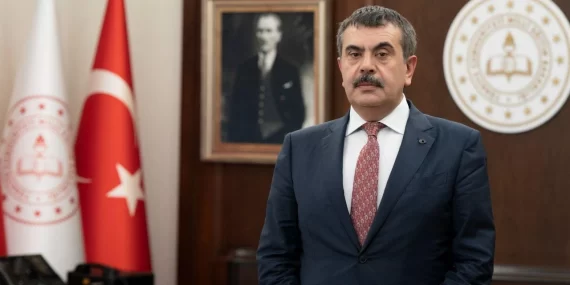 BAKAN YUSUF TEKİN: 12 YILLIK EĞİTİM UZUN, TARTIŞILMALI