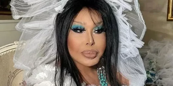 Bülent Ersoy Sahnede Şaşırttı: “Param Çok, Aşk İstiyorum”