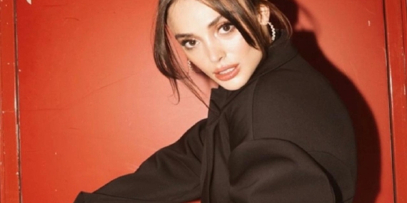 Rabia Soytürk Son Pozlarıyla Sosyal Medyayı Salladı!