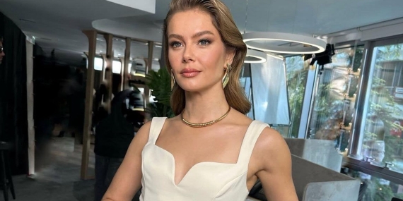 Burcu Biricik Kızı Luna ile Etiler’de Görüntülendi: Minik Luna’nın Güzelliği Hayran Bıraktı