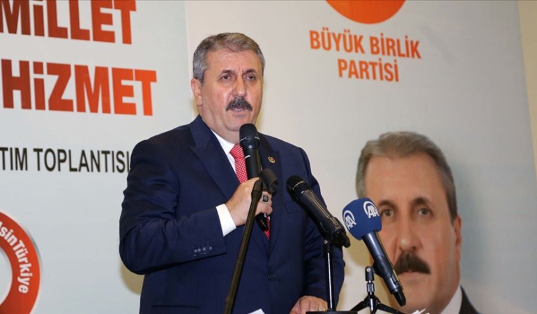 Mustafa Destici’den Şok Açıklama: “Evlenmeyenleri Kamuda İşe Almayacaksınız”