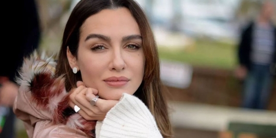 ÜNLÜ OYUNCU BİRCE AKALAY YIKILDI!